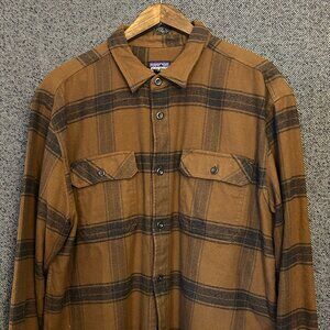 Patagonia XL Organic Cotton Plaid Shirt – Brown Flannel, Outdoor Workwear Style